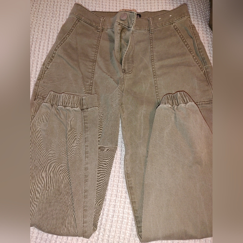 Express cropped straight leg Sz 6
